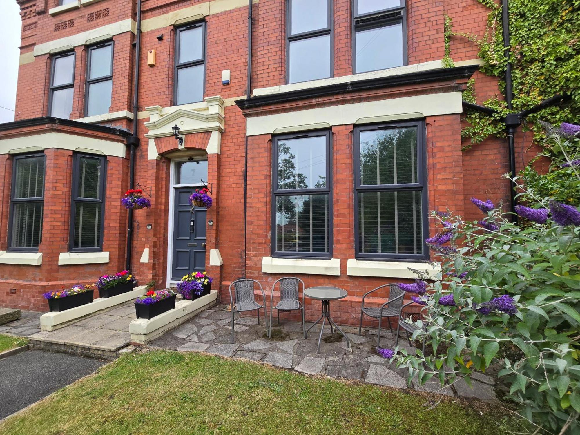 Victorian Renovation Room 3 Bootle  Bagian luar foto